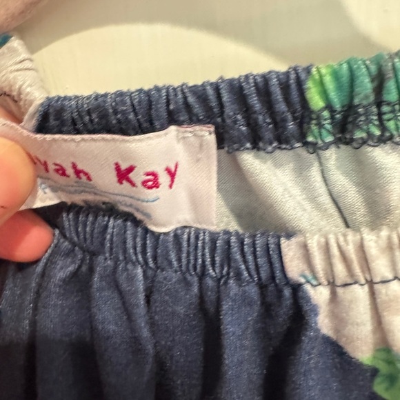 Mayah Kay 2T Girls White & Blue Floral 3/4 Sleeve Top Blouse - Picture 5 of 7